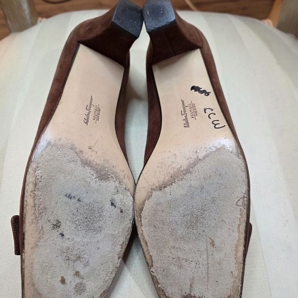 SALVATORE FERRAGAMO | BOUTIQUE | LADIES | BROWN  PUMPS | SHOES | HEELS SIZE 11 B - Picture 6 of 10